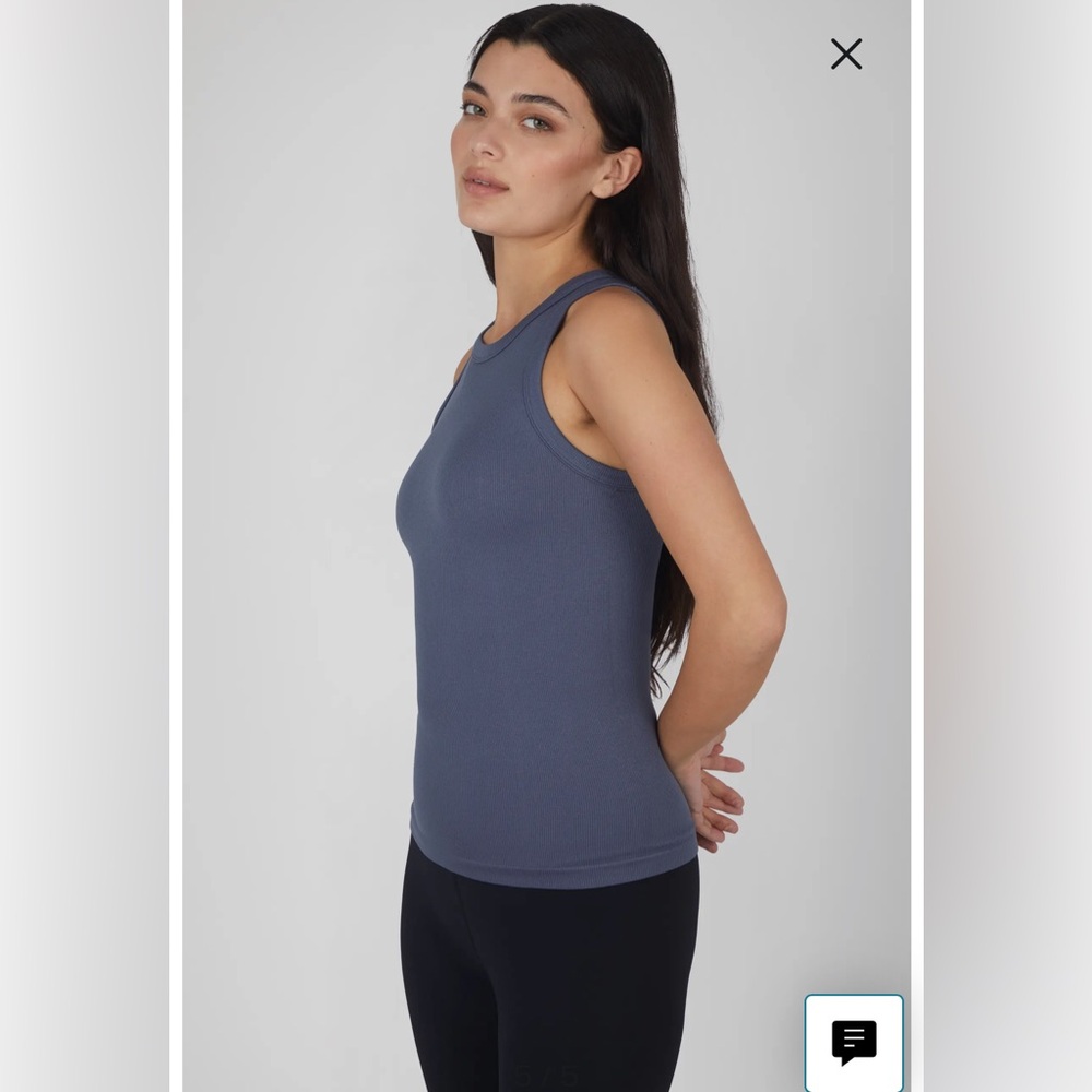 NWT- 90 DEGREE BY REFLEX 3-Pack Seamless Tank Tops, white, 2 grey, size XL - Picture 4 of 12